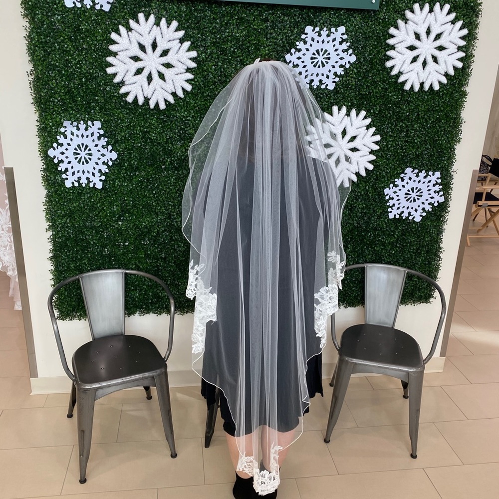 Toni Federici Molly Veil-Brand New